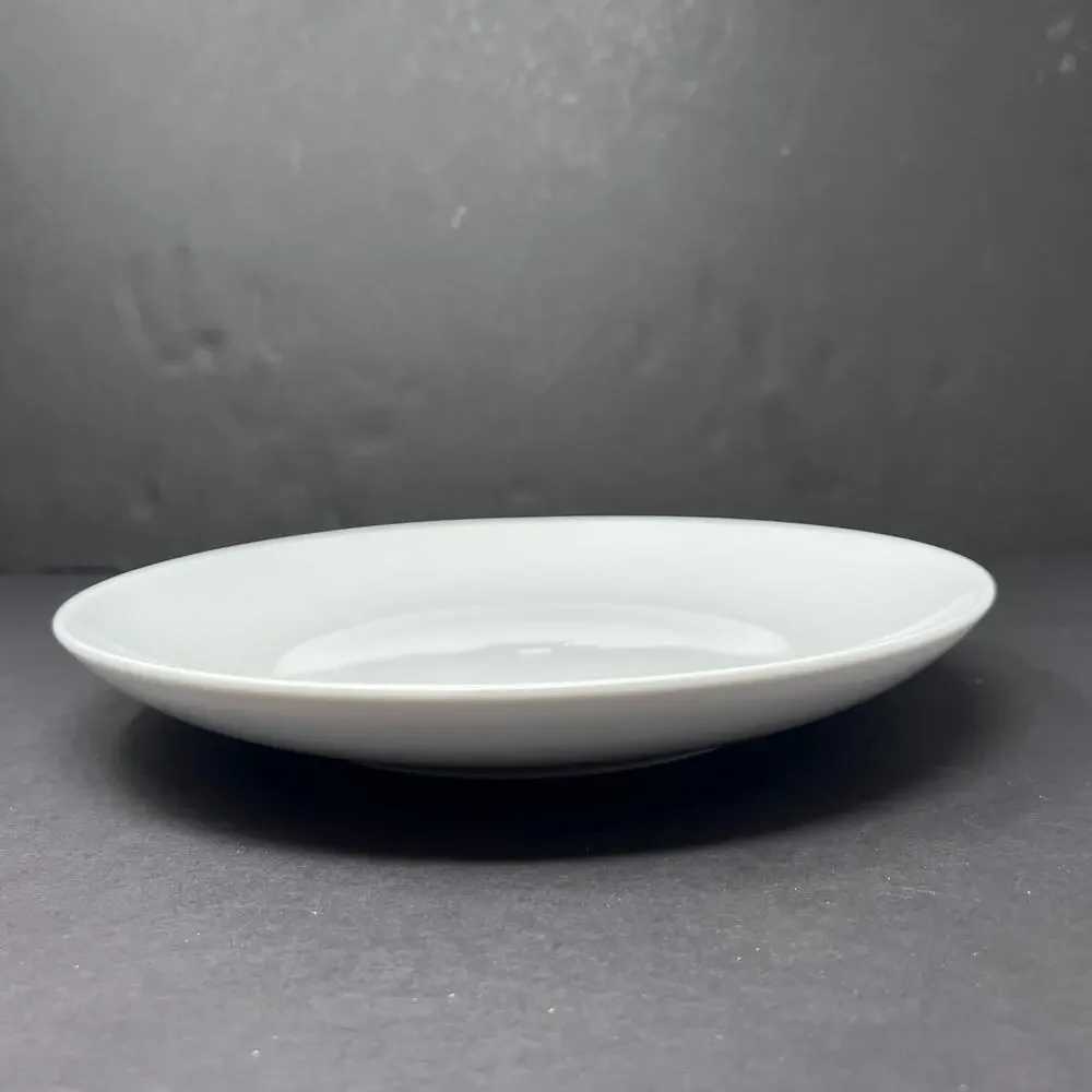 Pottery Barn Great‎ White Coupe 11